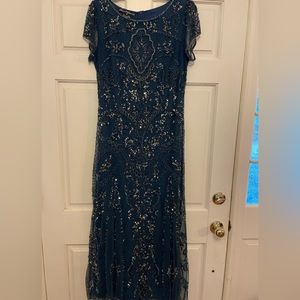 NWT Pizarro Nights Beaded Mesh Column Gown Sz 10 Blue